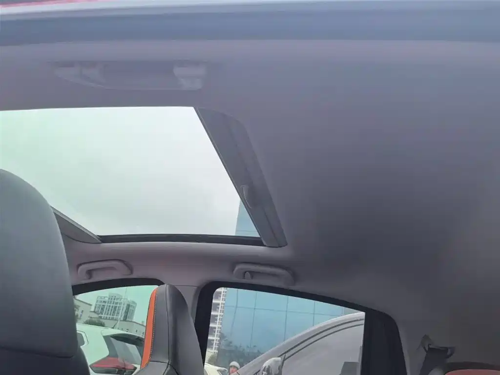 Geely Yuanjing X1 2018 2017 1.3L Auto Player Edition