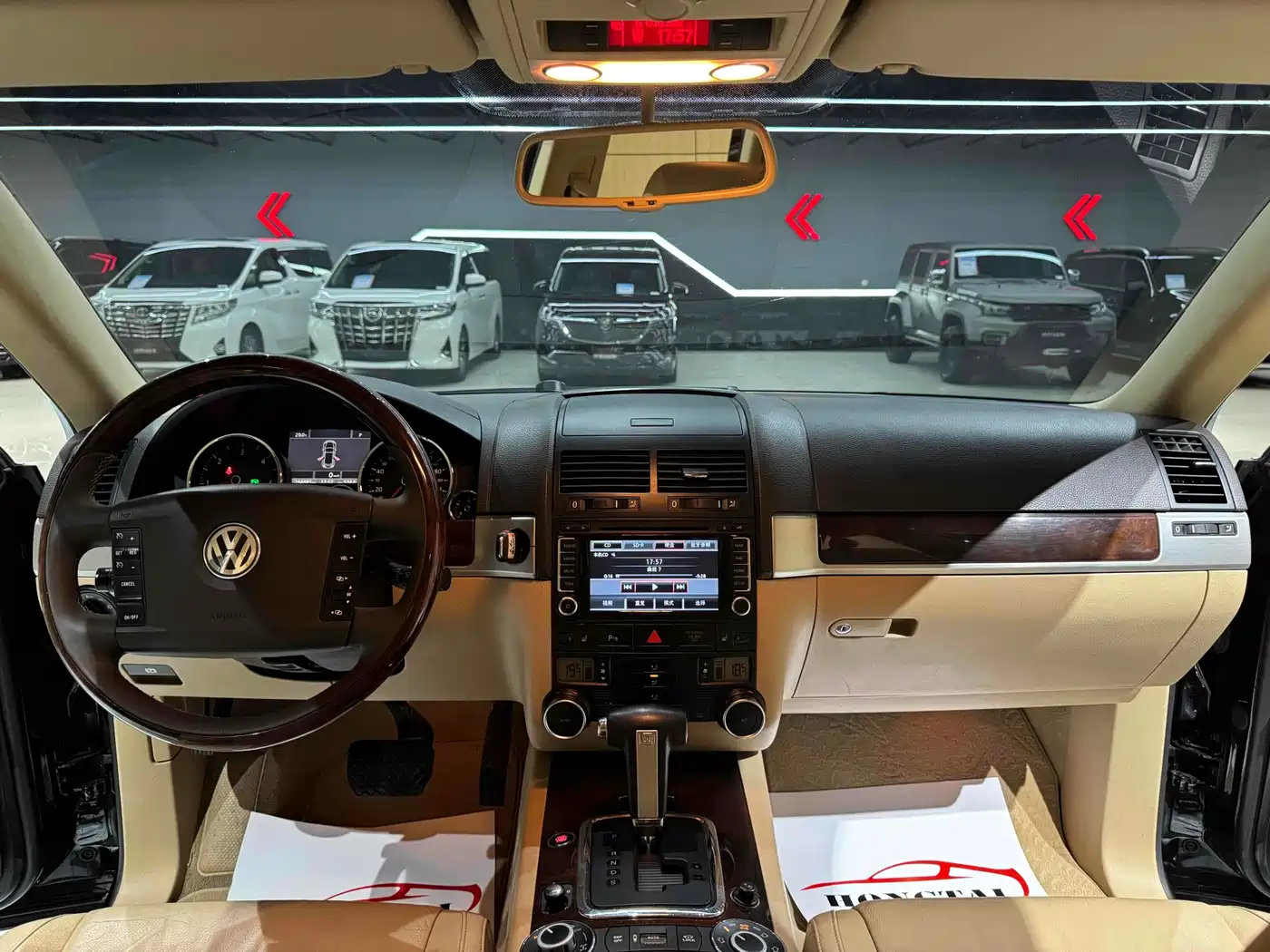 Volkswagen Touareg 2009 3.0T Diesel Luxury фото 10