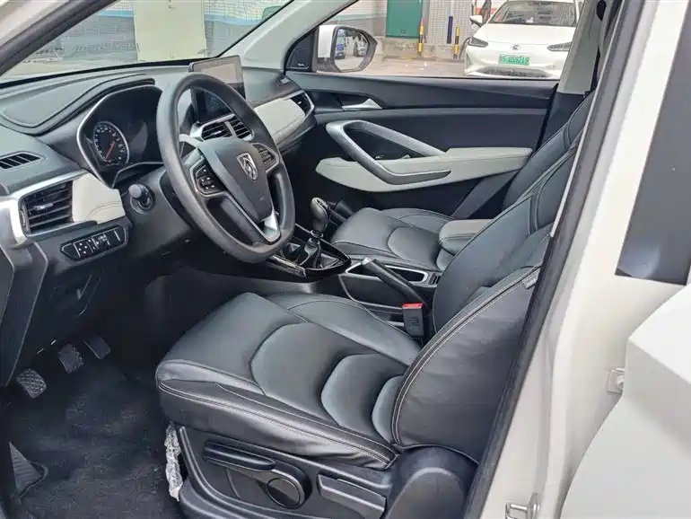 BAOJUN 530