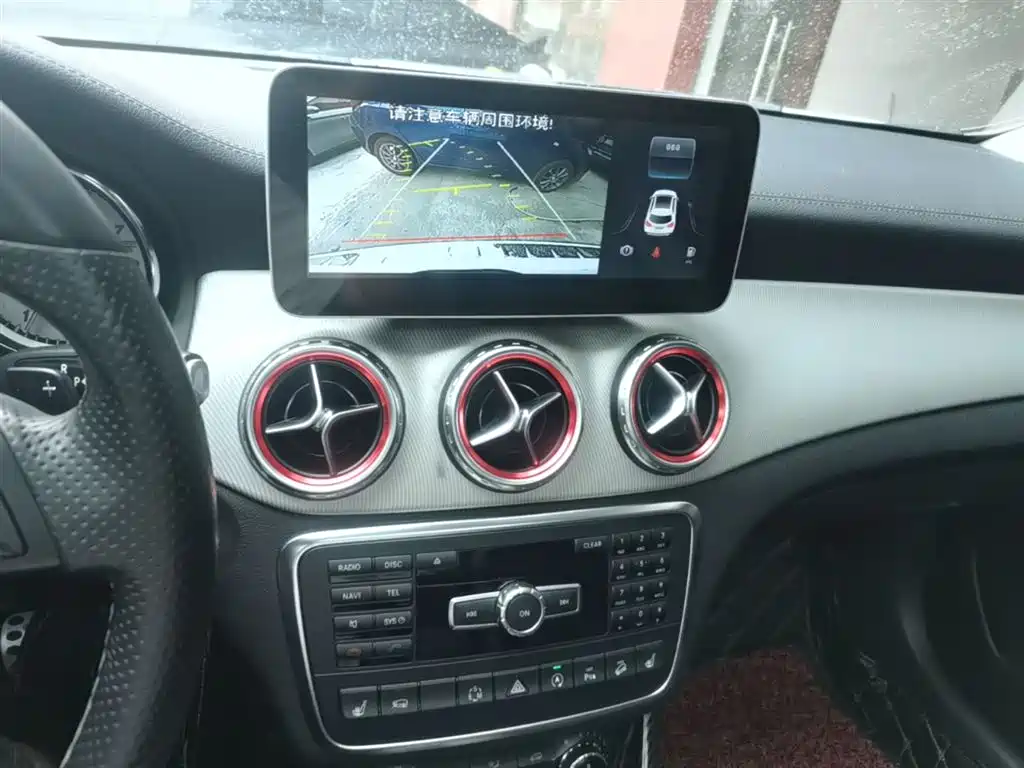 Mercedes-Benz GLA 2016 GLA 220 4MATIC Fashion фото 13