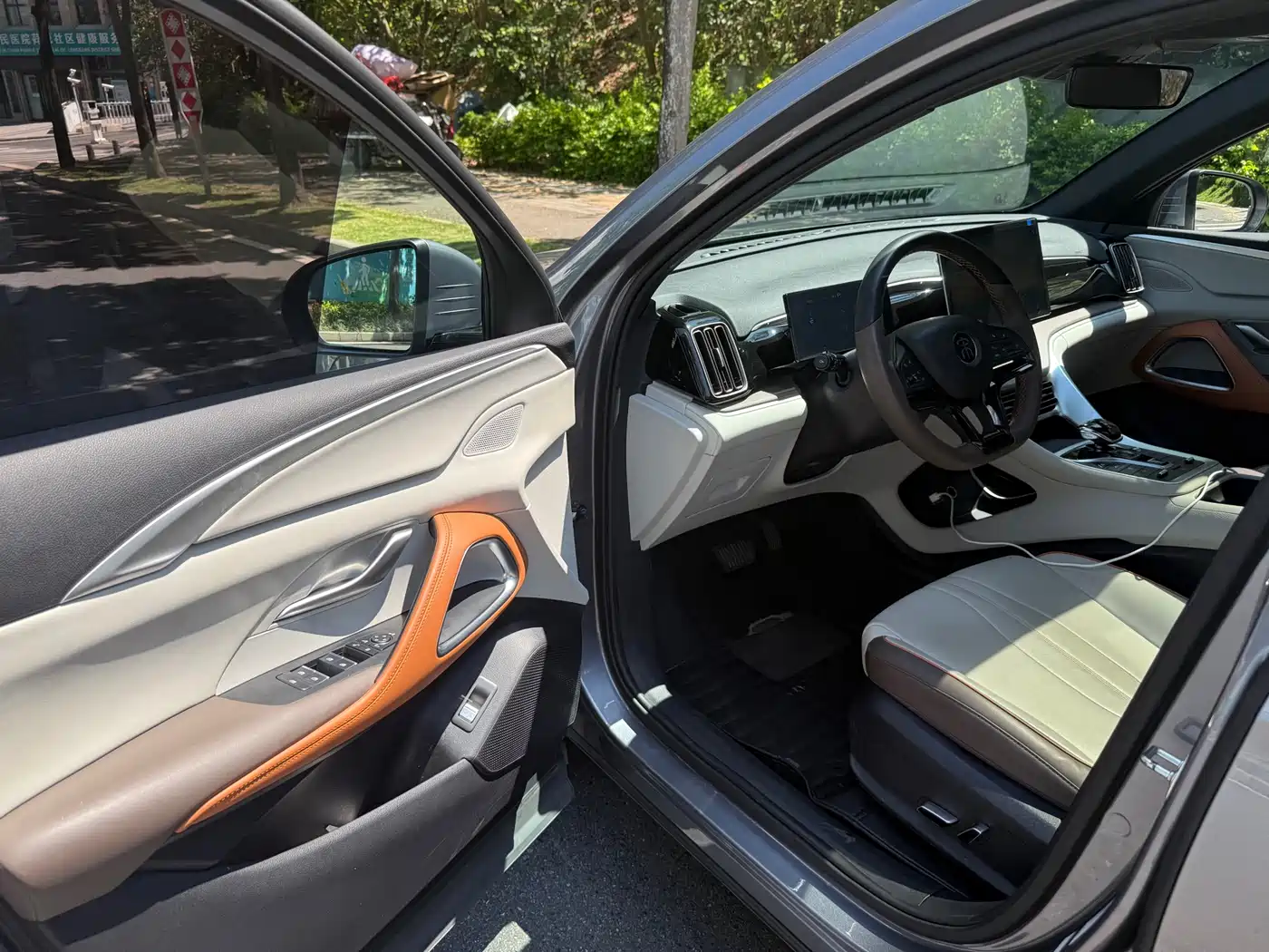 BYD Song Pro New Energy 2022 DM-i 51km Luxury фото 13
