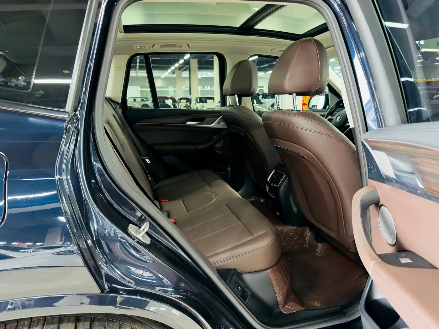 BMW X3 2022 xDrive30i Leading M Night Package фото 14