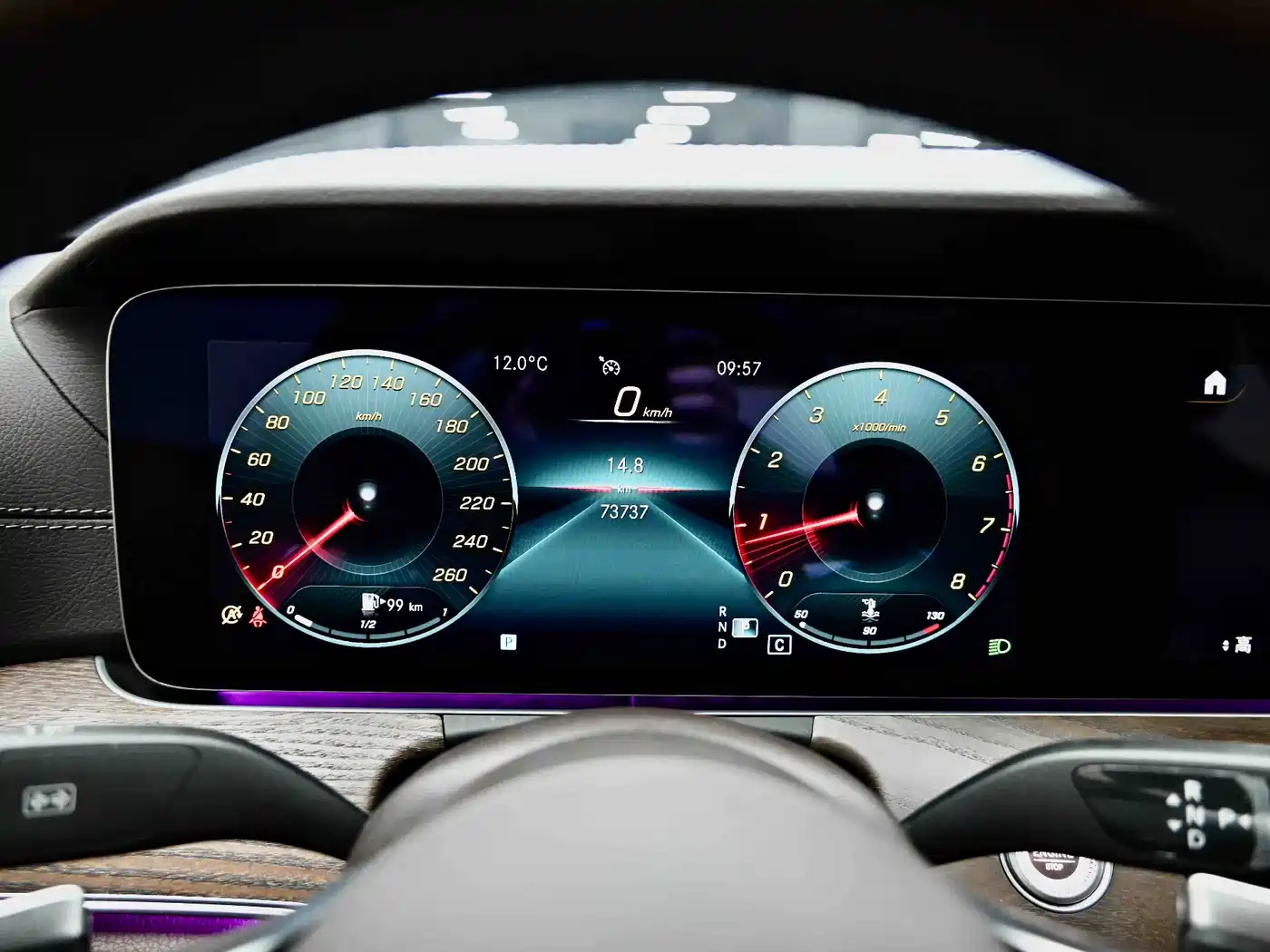 Mercedes-Benz E-Class 2022 E 300 L Fashion фото 12