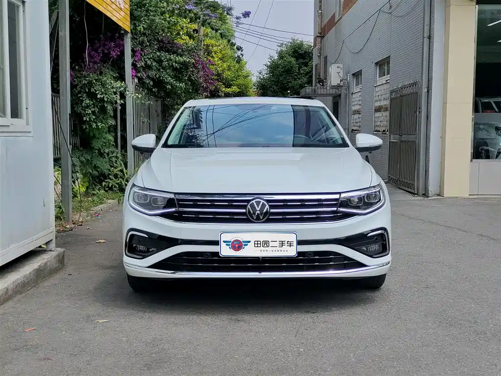 Volkswagen Bora 2023 Model 280TSI DSG Comfort Edition фото 2