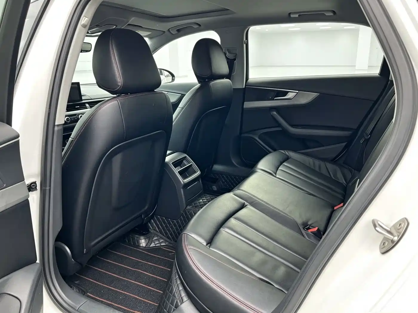 Audi A4L 2019 40 TFSI Progressive (China VI) фото 10