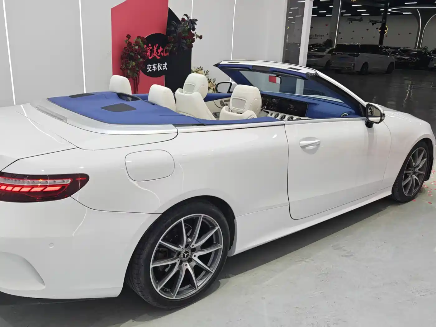 Mercedes-Benz E-Class (Import) 2021 Facelift E 260 4MATIC Convertible фото 7