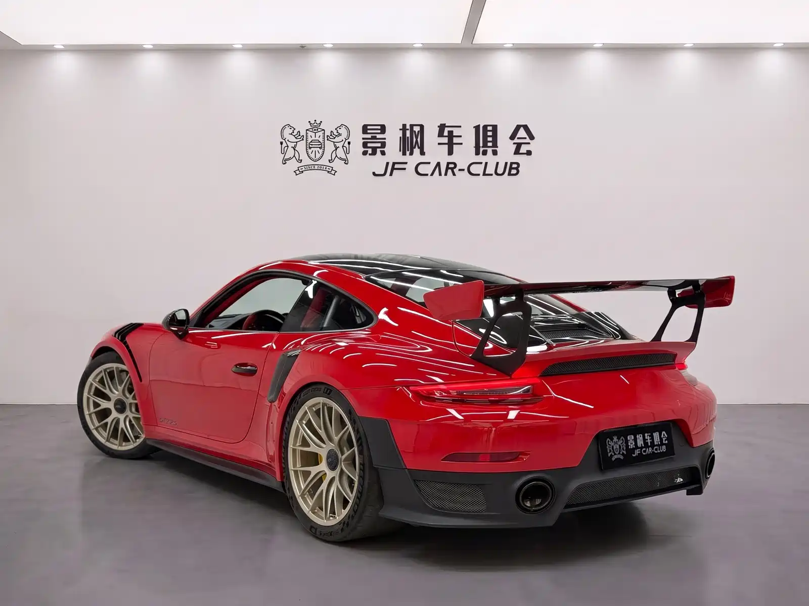 Фото 5 - Porsche 911