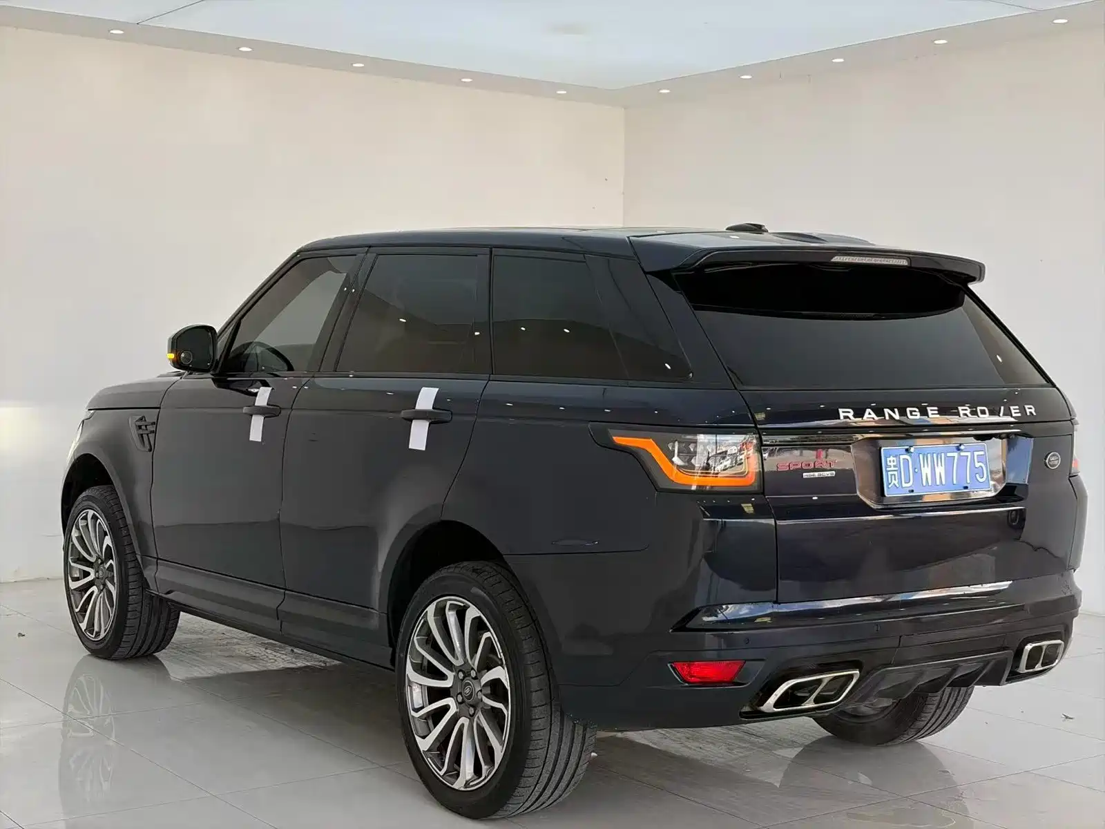 Фото 7 - Land Rover Range Rover Sport