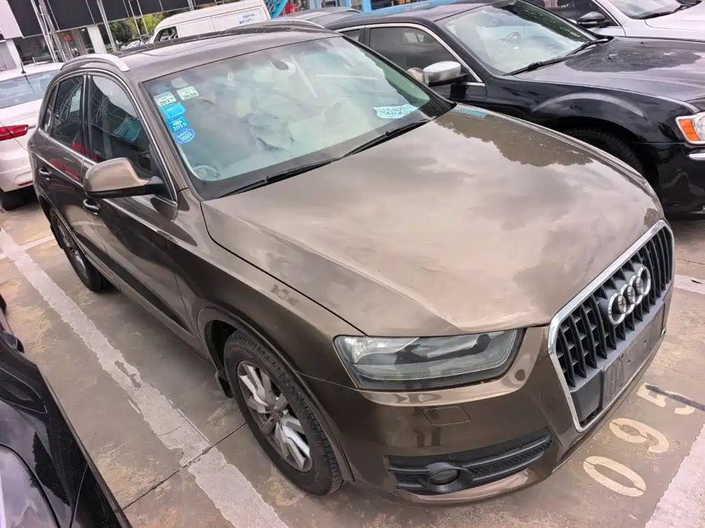 Photo 3 - Audi Q3