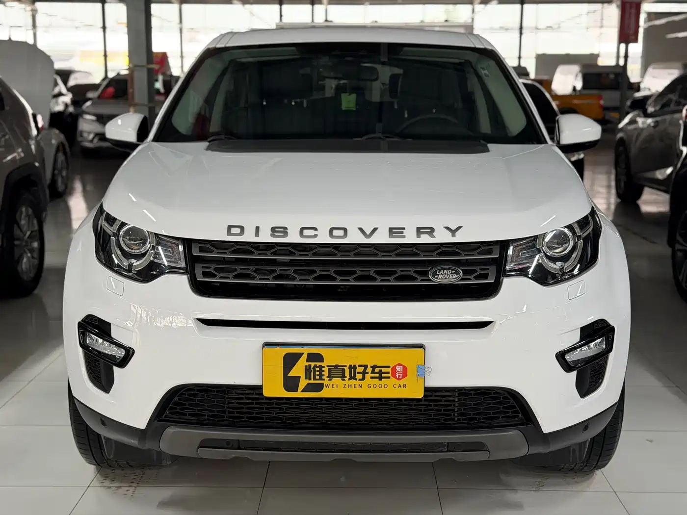 Land Rover Discovery Sport 2016 2.0T SE фото 2