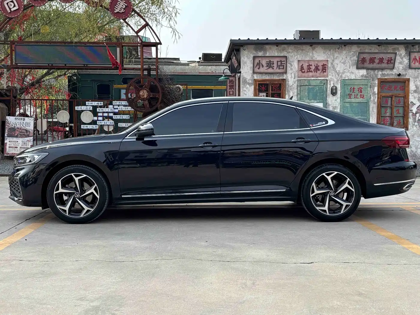 VOLKSWAGEN PASSAT