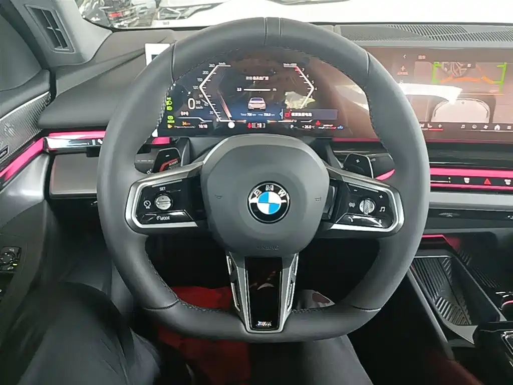 BMW 5 Series 2024 530Li xDrive M Sport Package фото 11