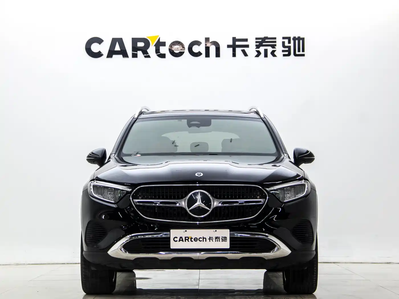 Mercedes-Benz GLC 2023 GLC 260 L 4MATIC Sport 5-seater фото 2