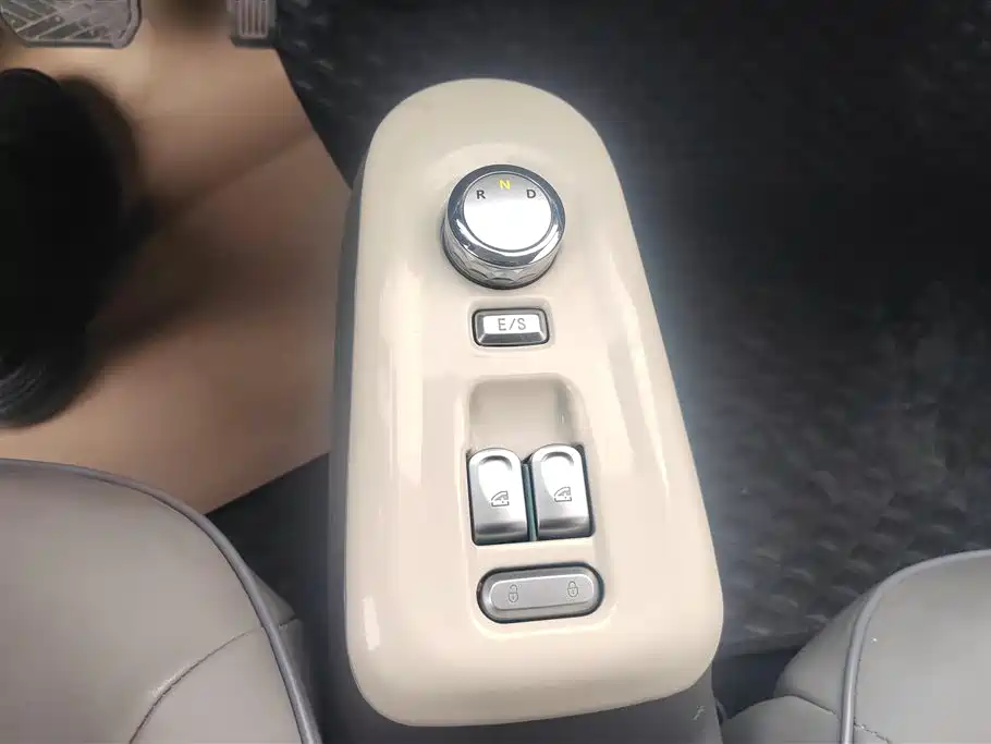 CHANGAN CHANGAN LUMIN