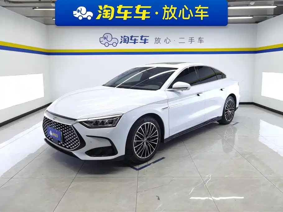 BYD Han 2022 DM-i 121KM Prestige