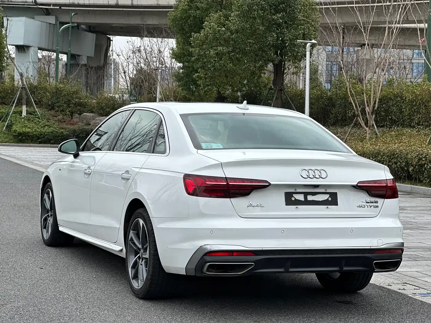 Audi A4L 2020 40 TFSI Fashion Dynamic Edition фото 4