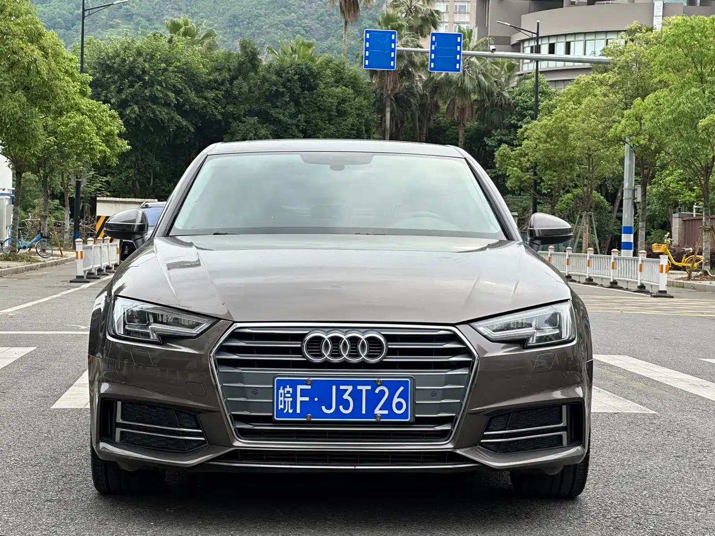 Audi A4L 2018 30th Anniversary 40 TFSI Fashion фото 2