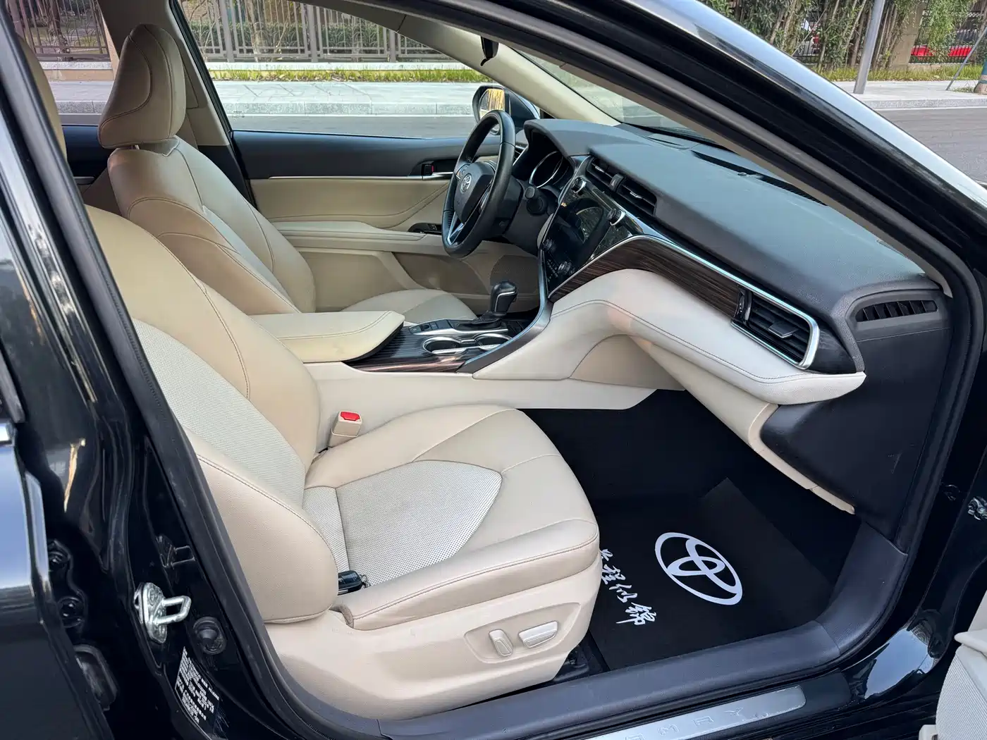 Toyota Camry 2019 Facelift 2.0G Luxury Edition фото 11