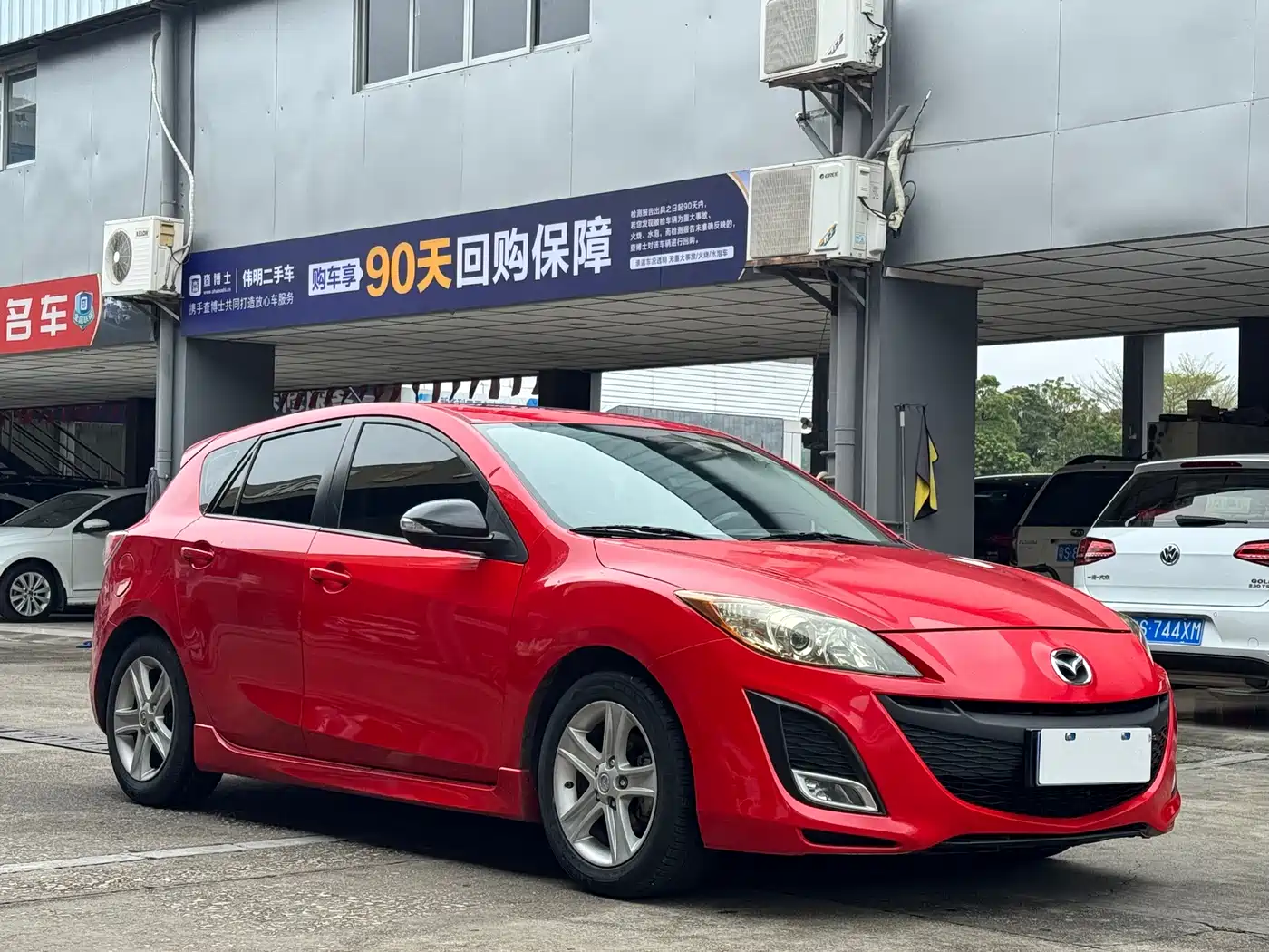 Mazda Mazda3 Axela 2012 Hatchback 2.0L Automatic Luxury фото 17