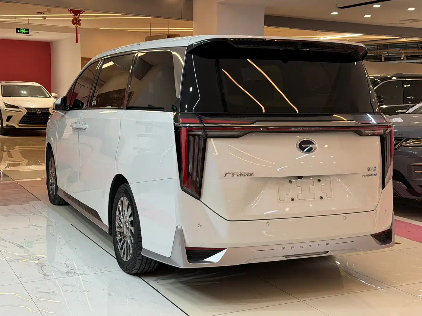 GAC Trumpchi Trumpchi M8 2023 Model Master Series Hybrid Royal Edition фото 20