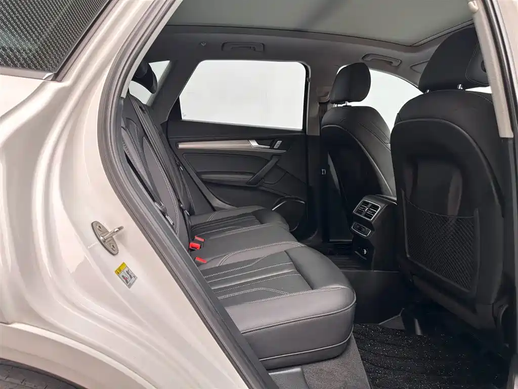 Audi Q5L 2023 40T Fashion Dynamic фото 13