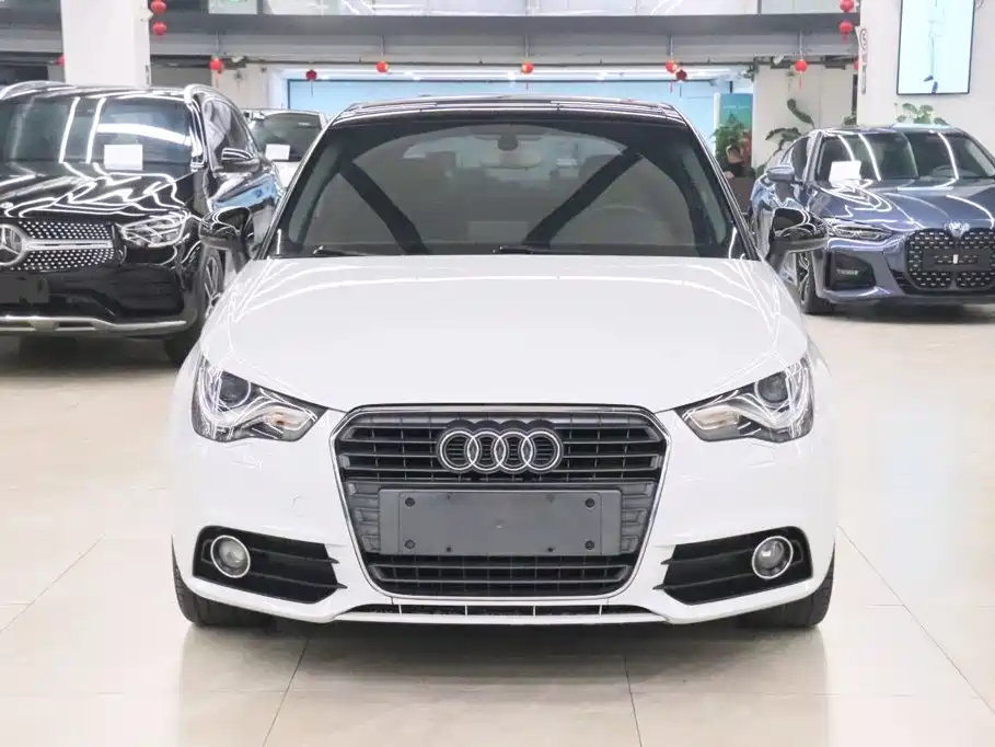 Фото 2 - Audi A1