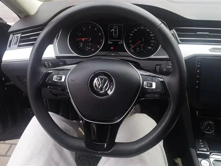 Volkswagen Magotan 2018 330TSI DSG Leading фото 15