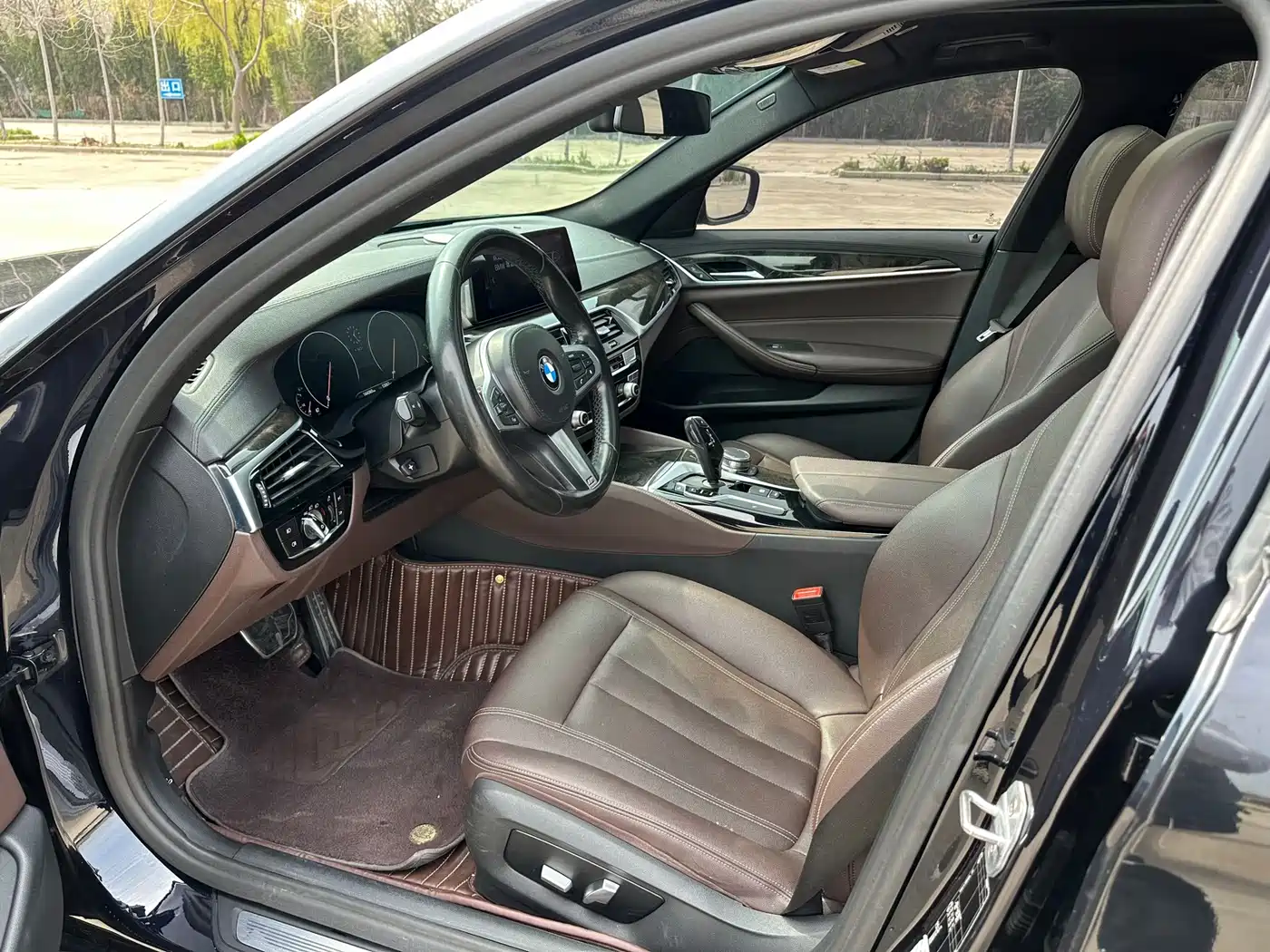 BMW 5 Series 2019 525Li M Sport Package фото 7