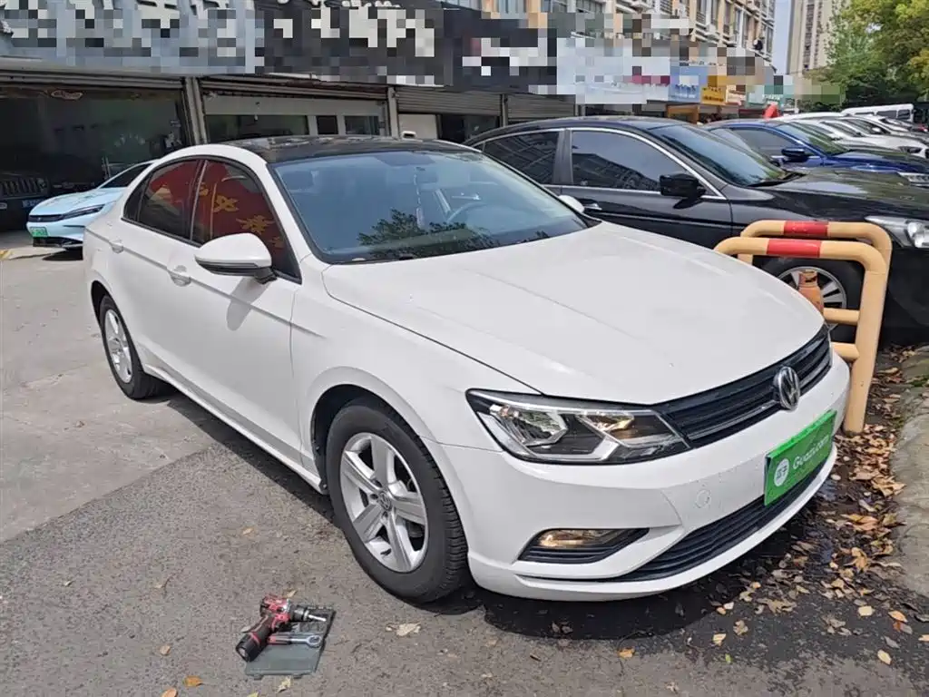 Volkswagen Lamando 2017 230TSI DSG Trend Edition фото 4