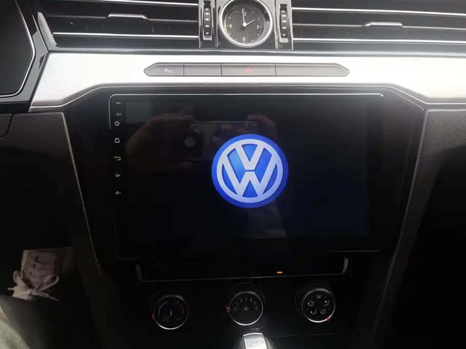 Volkswagen Magotan 2018 330TSI DSG Leading фото 13