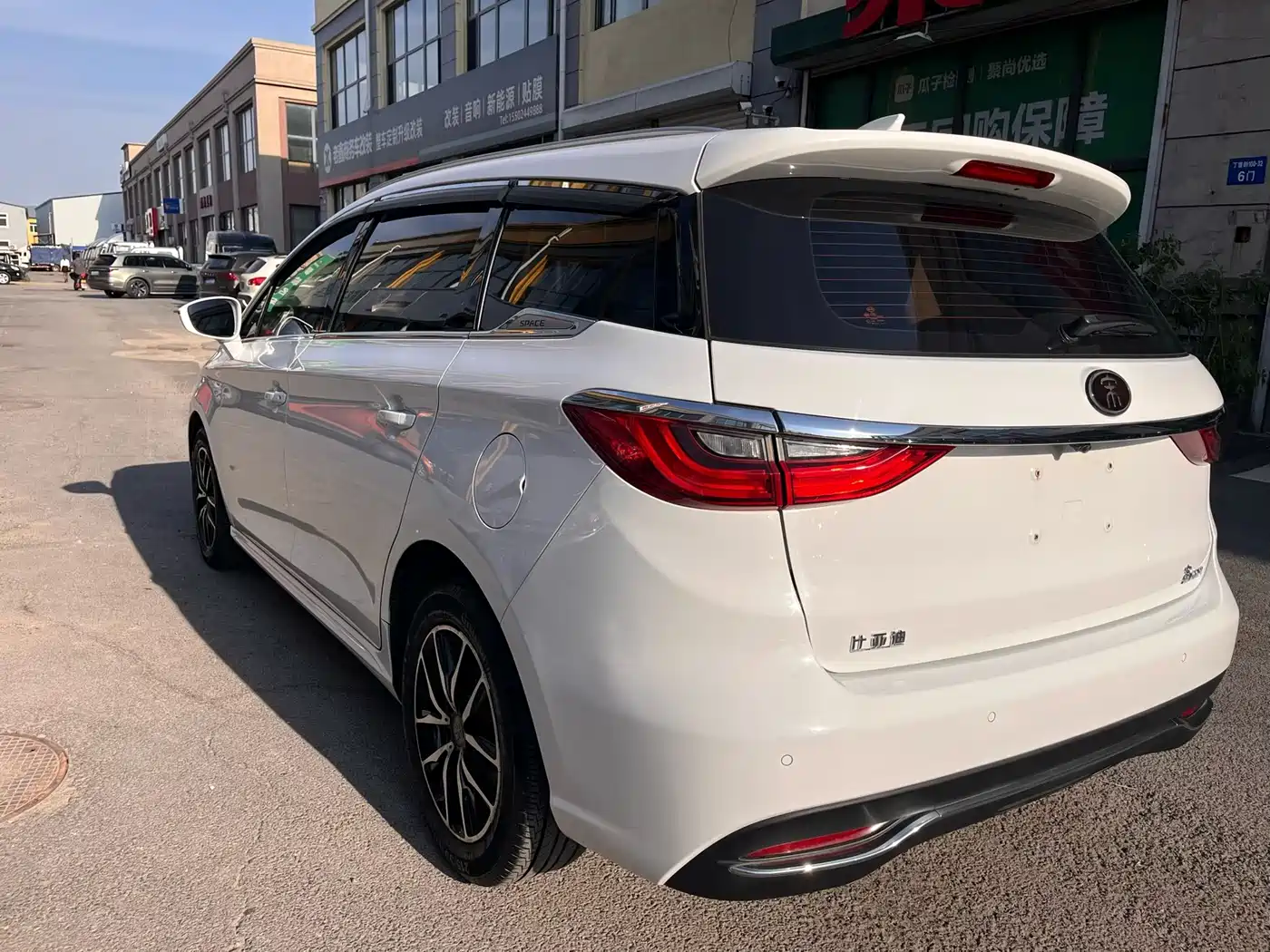 BYD Song MAX 2017 1.5T Auto Smart Elite 7-Seater фото 7