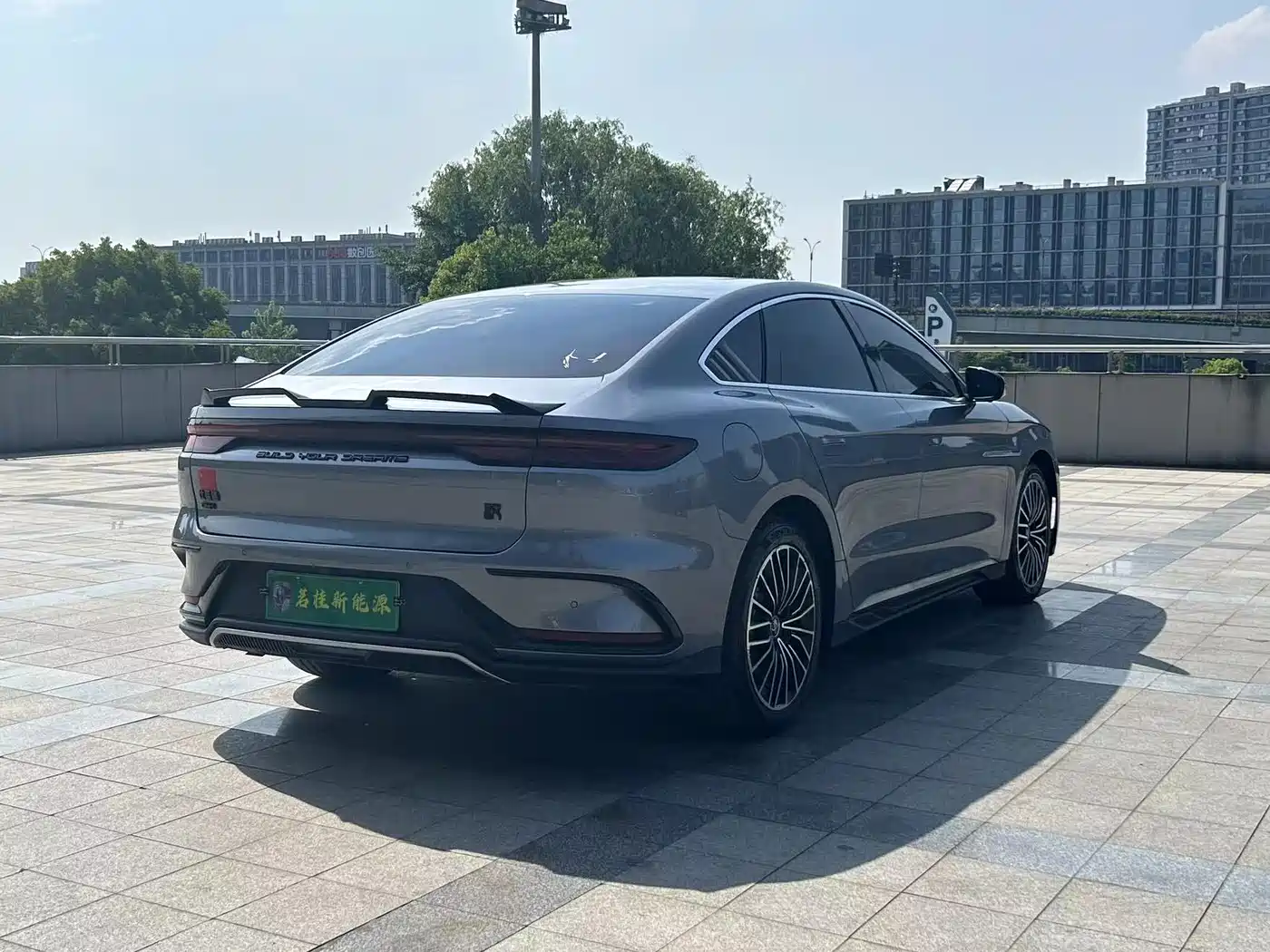 BYD Han 2022 DM-i 121KM Premium фото 4