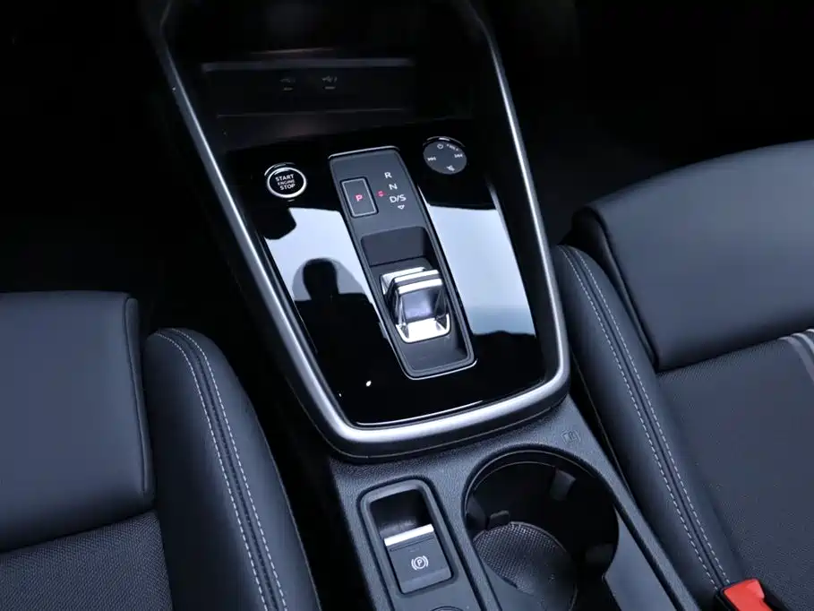 Audi A3 2024 Model Sportback 35 TFSI Fashion Sport фото 8