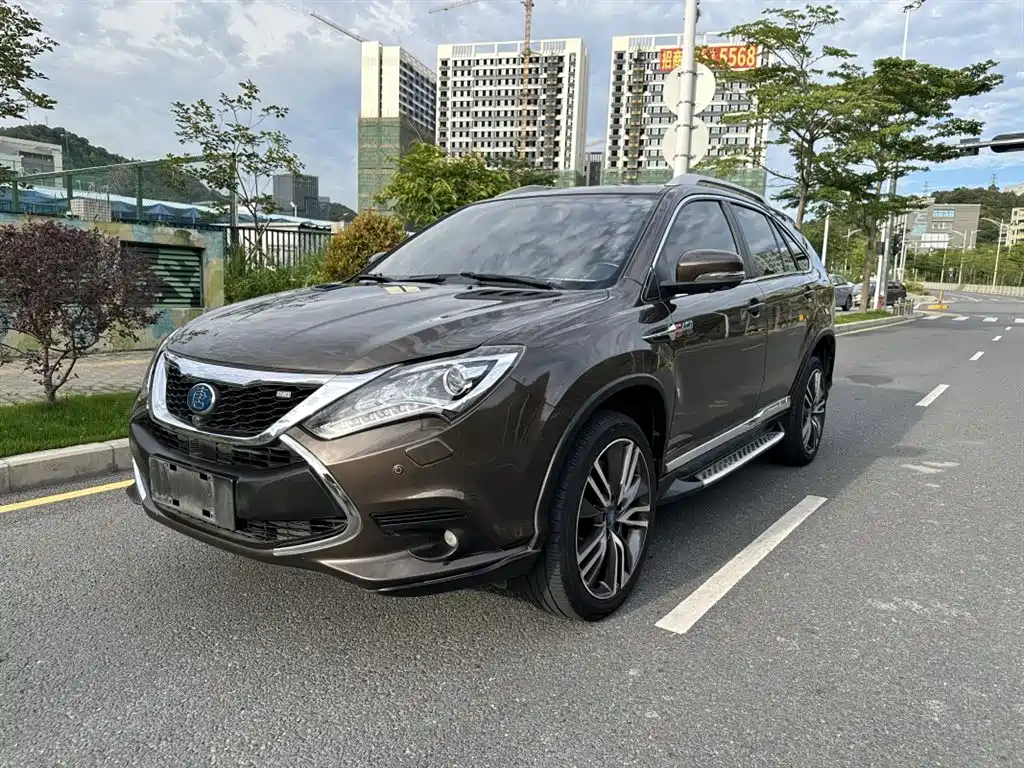 BYD Tang New Energy 2017 2.0T Tang 100