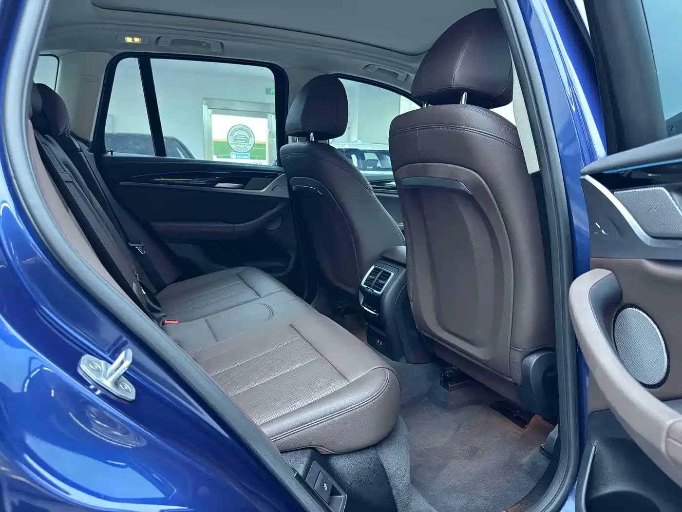 BMW iX3 2022 Facelift Leading Model фото 12