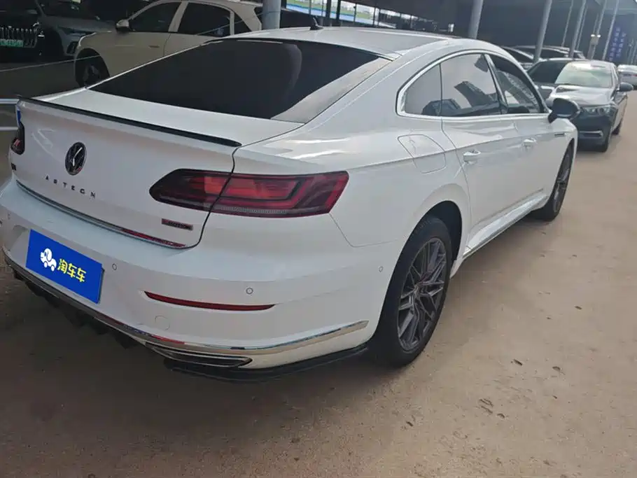 Volkswagen FAW-Volkswagen CC 2019 330TSI Charm Edition China VI фото 3