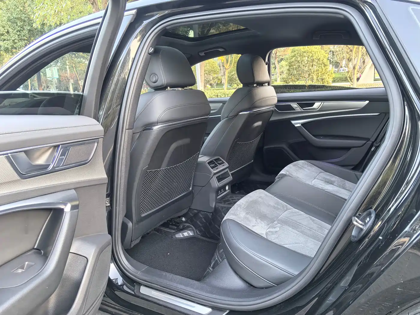 Audi A6L 2023 40 TFSI Luxury Elegance фото 10