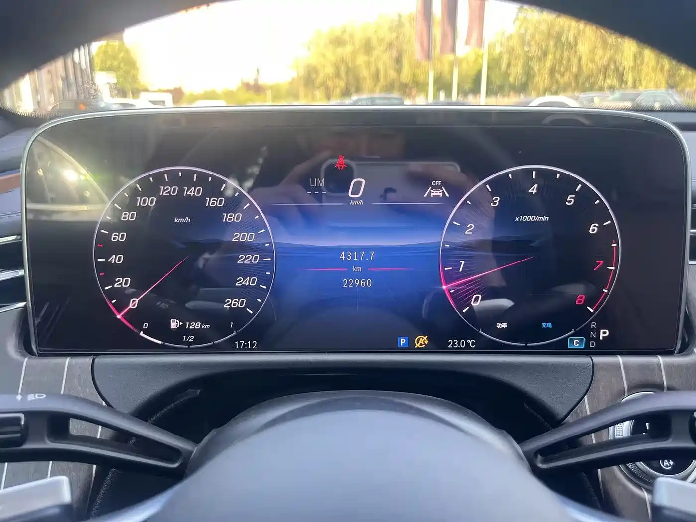 Mercedes-Benz E-Class 2025 E 300 L Fashion фото 8