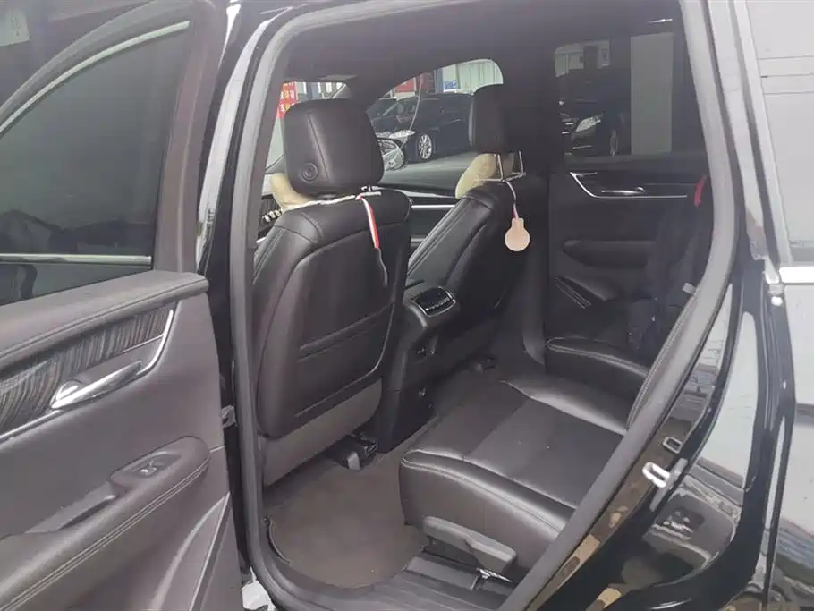 Cadillac XT6 2021 28T 6-Seater AWD Luxury фото 11