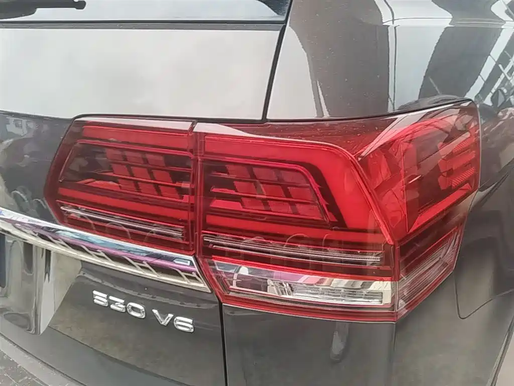 Volkswagen Teramont 2017 530 V6 4WD Flagship Edition фото 8