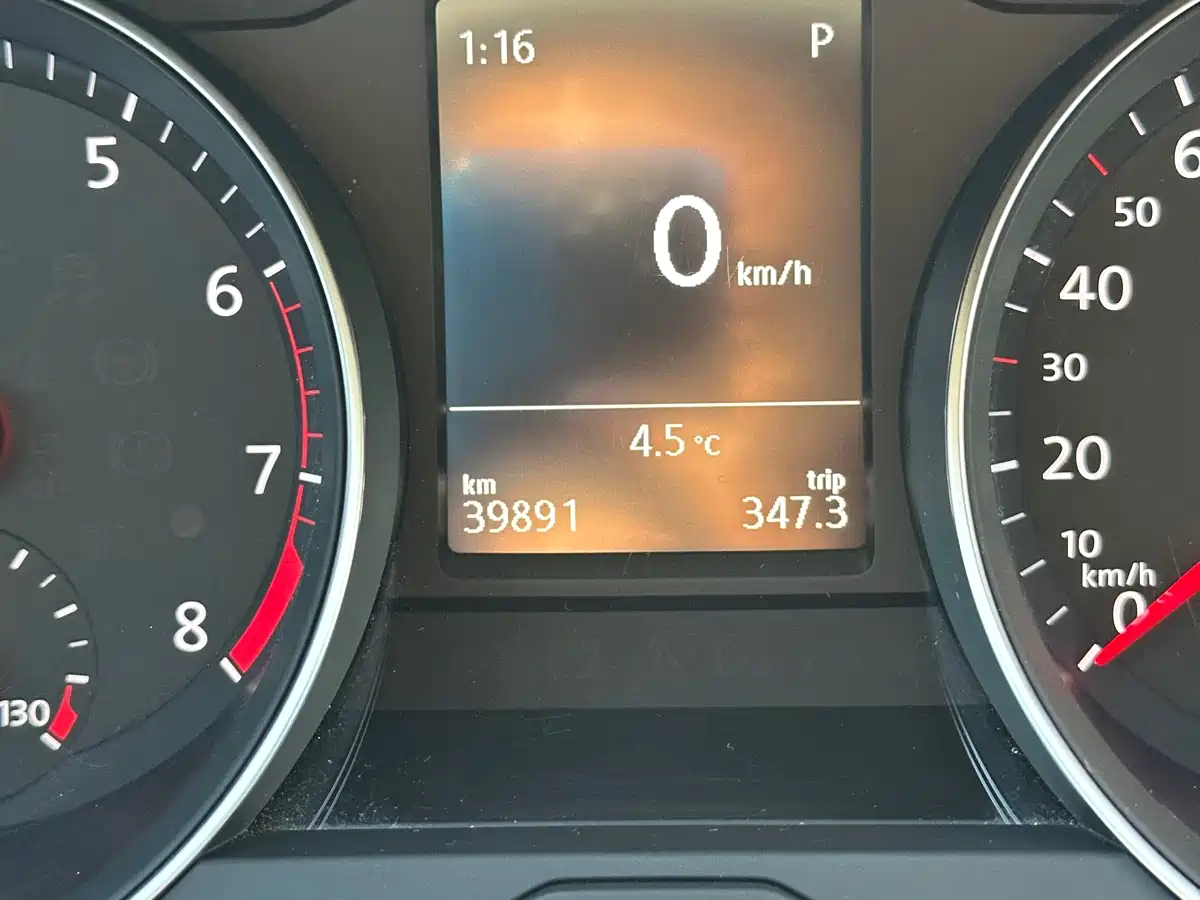 Volkswagen Magotan 2017 330TSI DSG Leading фото 11