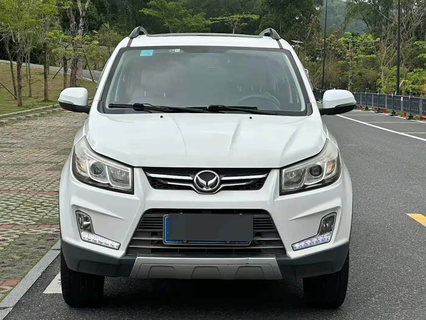 BAIC Huansu S3 2017 2017 1.5L Manual Luxury