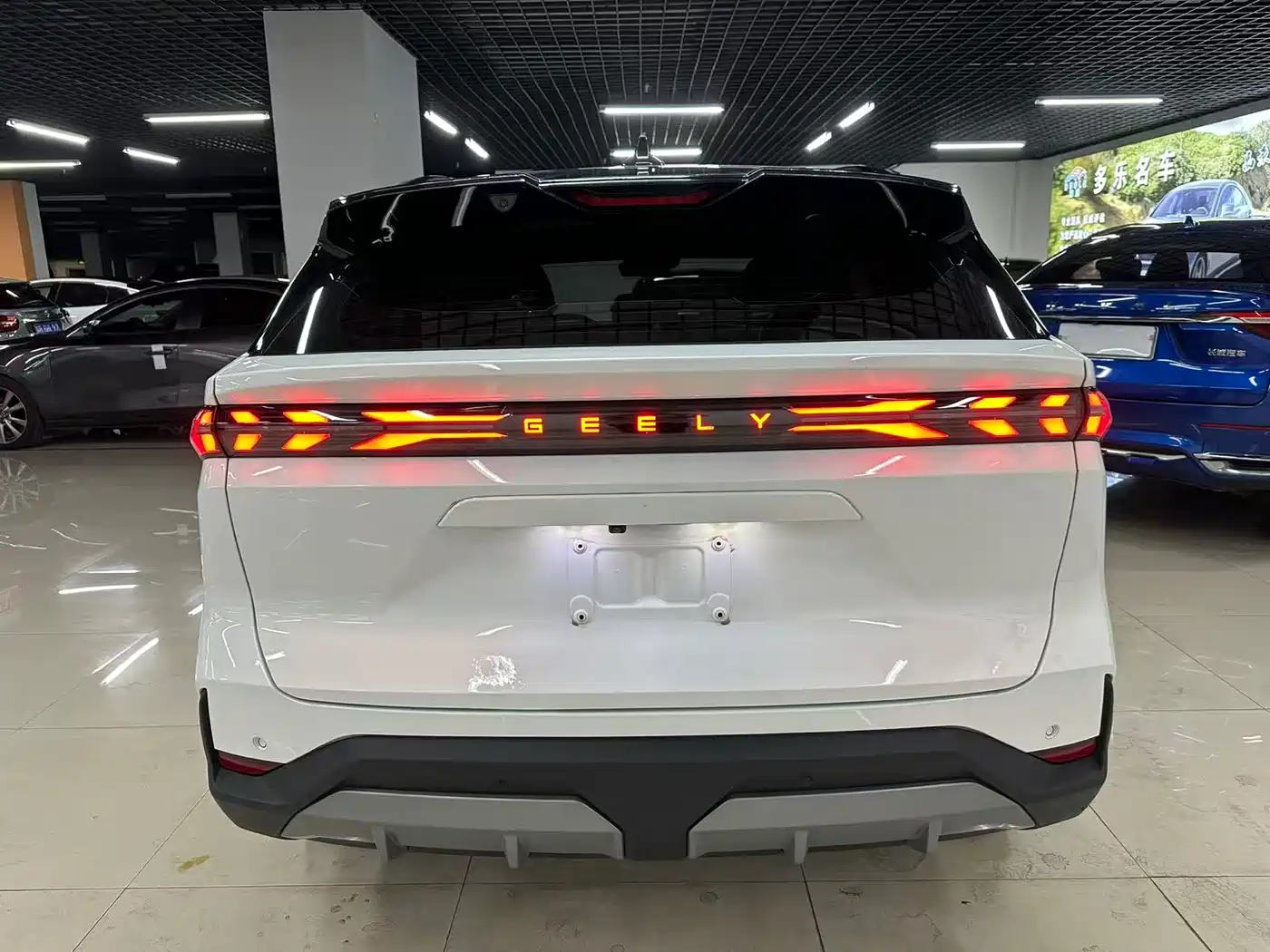 Geely Galaxy Galaxy L7 2023 Model 1.5T 115km Asian Games Phantom Edition фото 7