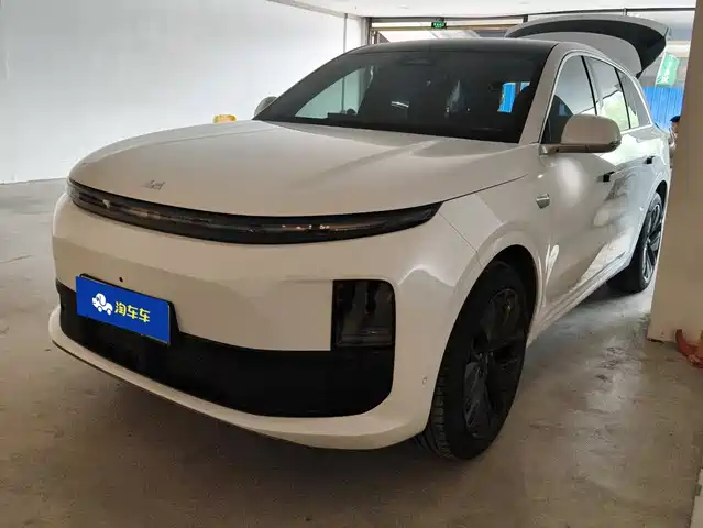 Li Auto L6 2024