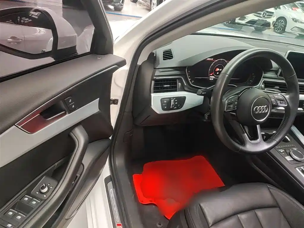 Audi A4L 2019 40 TFSI Fashion (China VI) фото 16