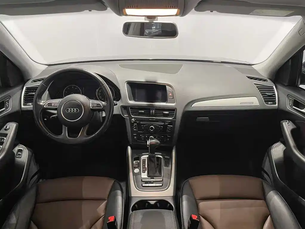 Audi Q5 2015 40 TFSI Technology фото 7