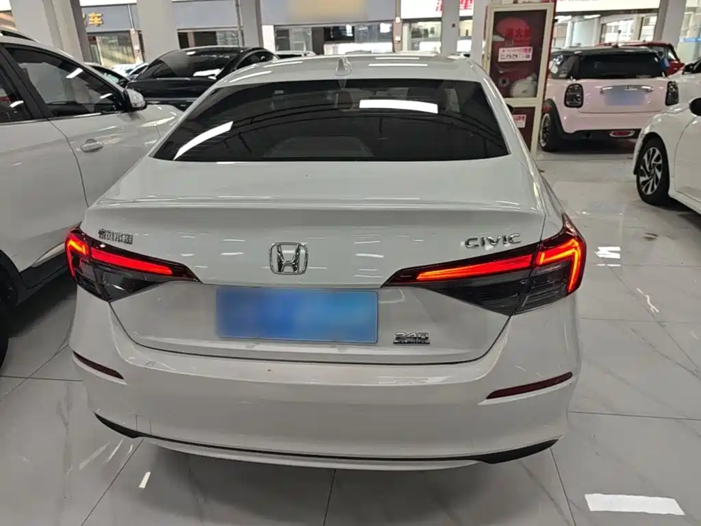Honda Civic 2025 2025 240TURBO CVT Smart Fun Plus
