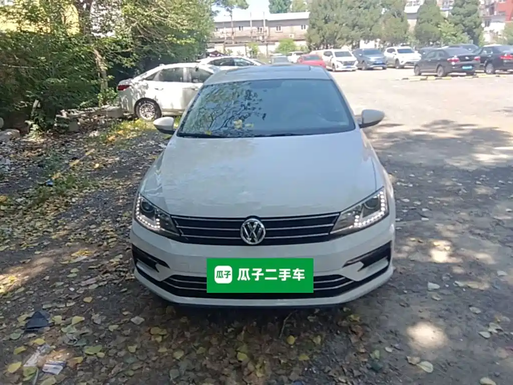 Volkswagen Sagitar 2018 280TSI DSG Spark Edition фото 5