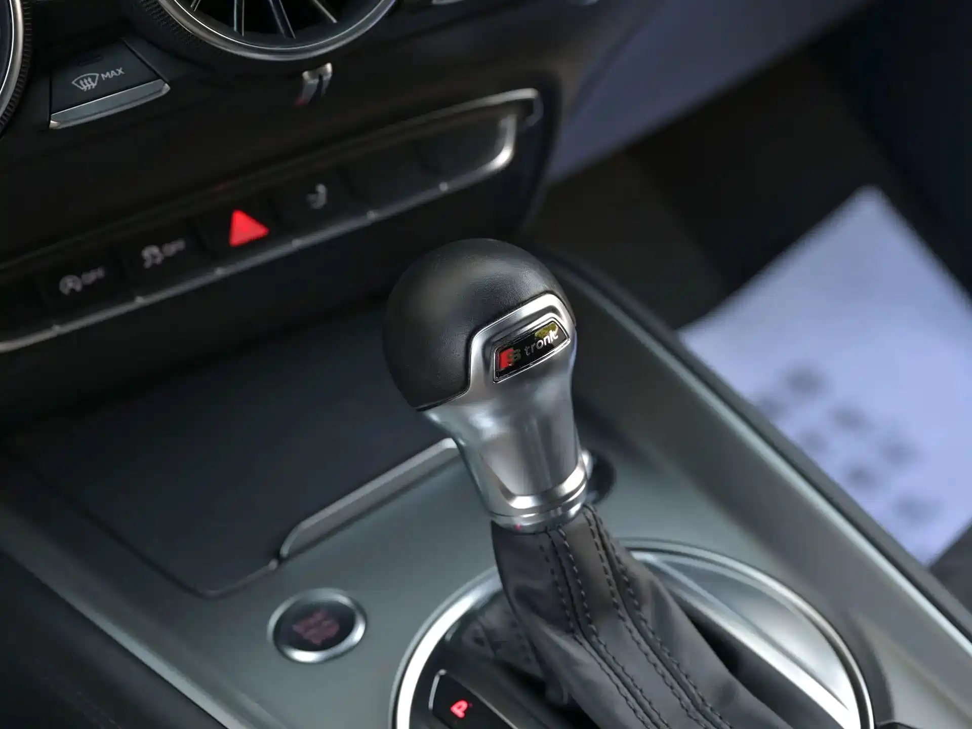 Photo 10 - Audi TT