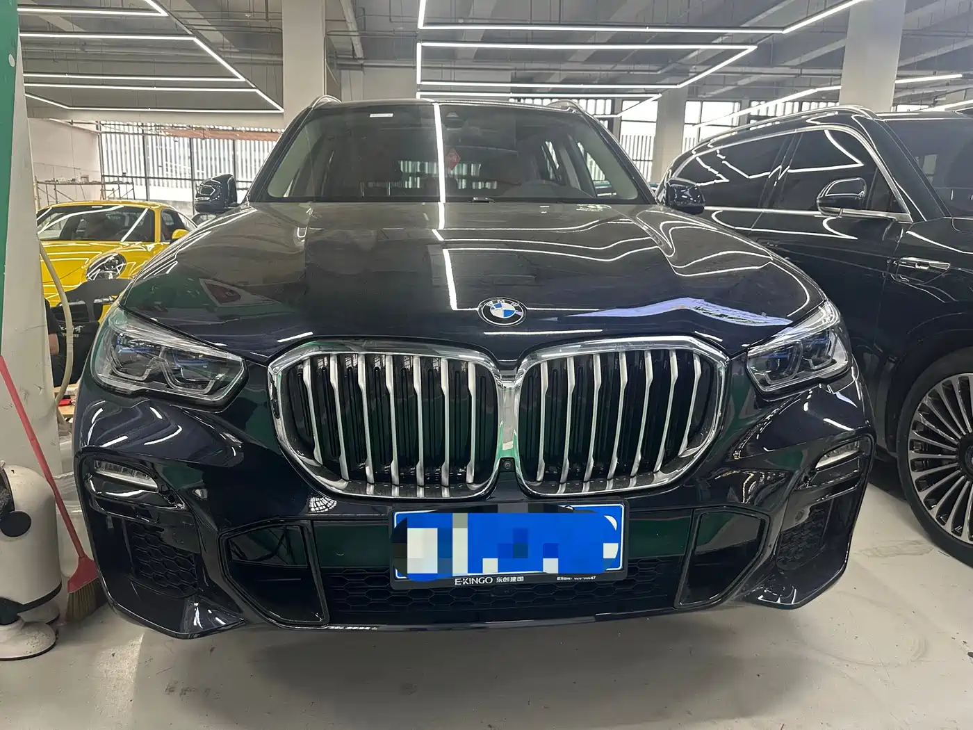 BMW X5 (Import) 2019 xDrive40i M Sport Package фото 2